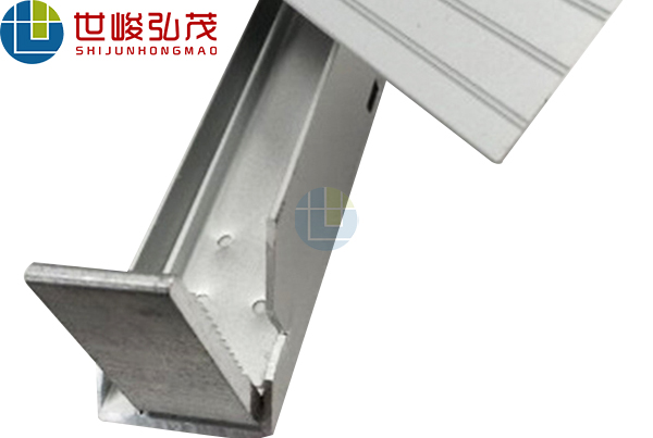 太陽能光伏支架軌道型材 太陽能光伏支架軌道型材